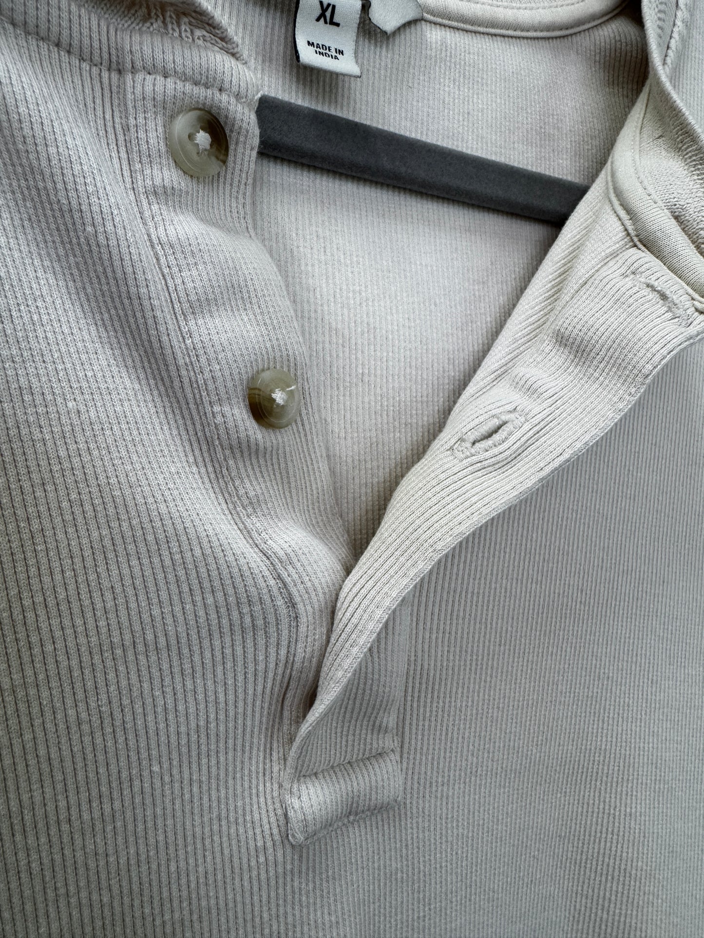 Blouse - Banana Republic Ribbed Henley XL
