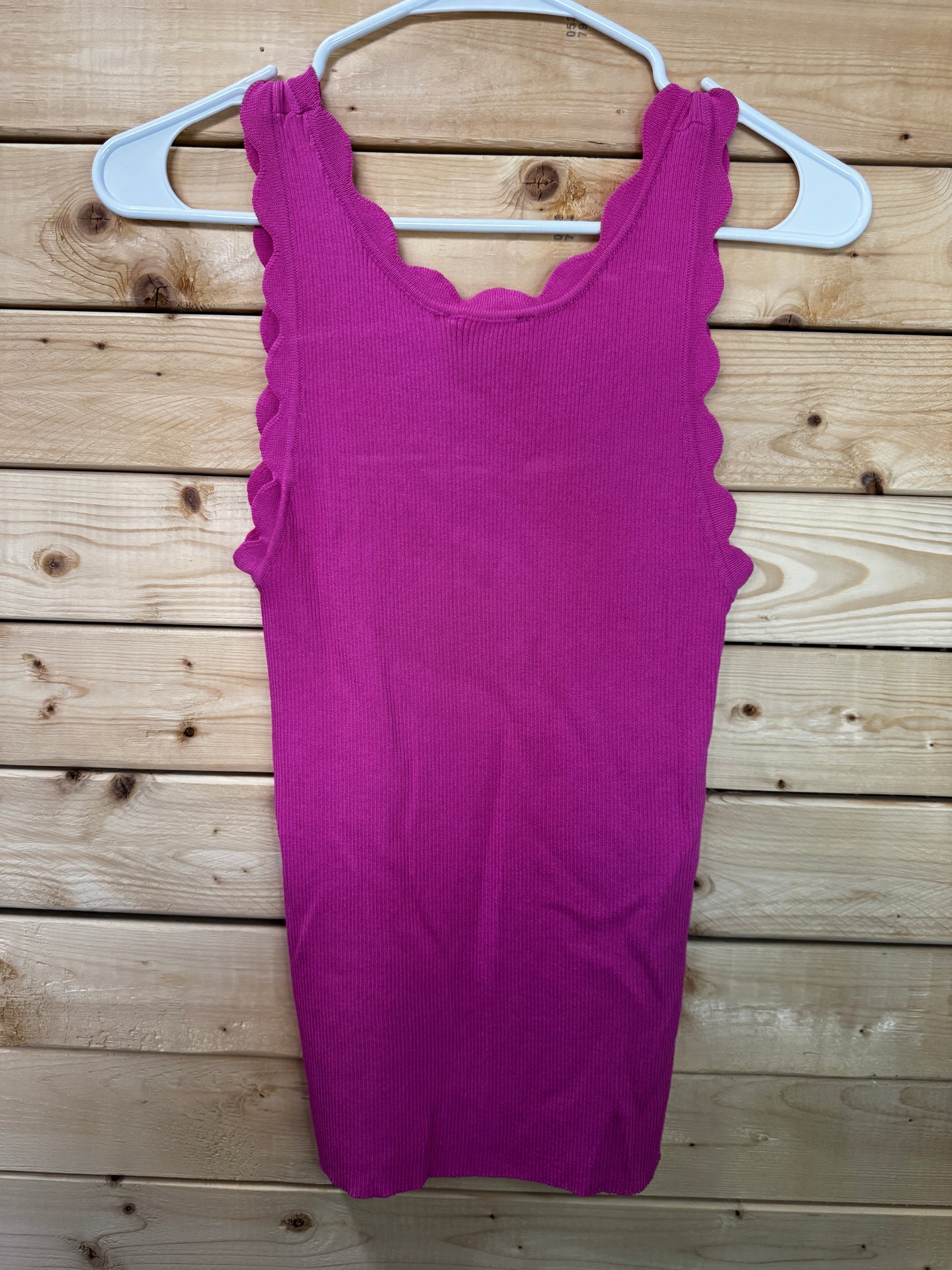 Entro scalloped ribbed tank -M